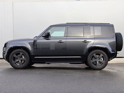 LAND ROVER DEFENDER - 7
