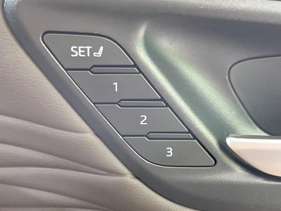 صورة مصغرة 52 لـ 2024 Toyota VELLFIRE