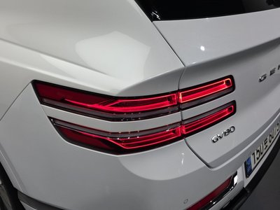 GENESIS GV80 - 10