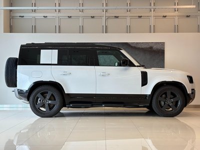 2025 LAND Rover DEFENDER thumbnail 31