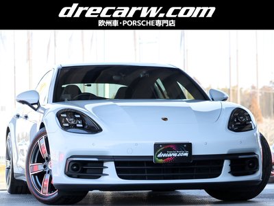 PORSCHE PANAMERA - 1