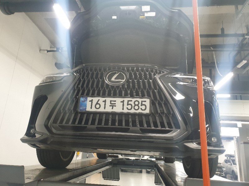 LEXUS NX - View 1