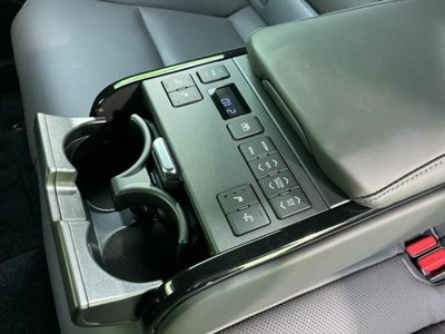 صورة مصغرة 44 لـ 2023 Toyota CROWN CROSSOVER