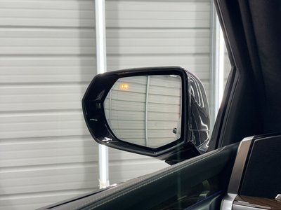2025 Cadillac ESCALADE — миниатюра 34