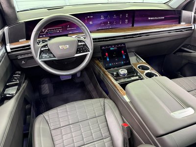 صورة 2 لـ 2025 Cadillac ESCALADE