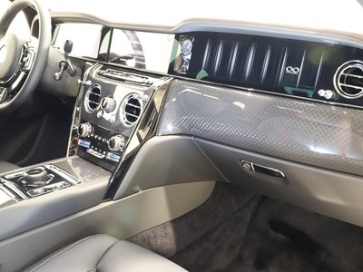 ROLLS-ROYCE CULLINAN - 7