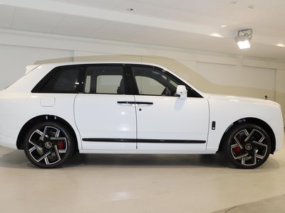 ROLLS-ROYCE CULLINAN - 5