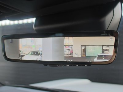 2025 Lexus GX thumbnail 19