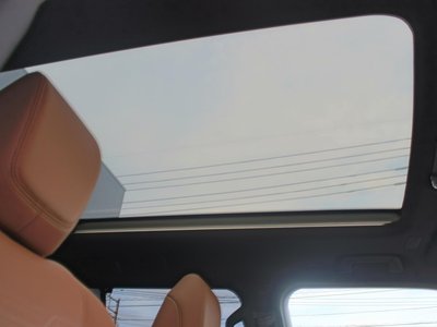 2025 Lexus GX thumbnail 12