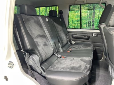 TOYOTA LAND CRUISER 70 - 10