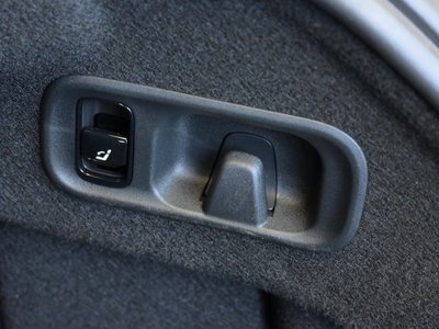 2026 Mercedes-BENZ C-CLASS — миниатюра 34