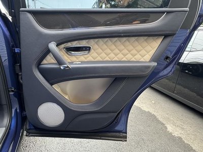 2019 Bentley BENTAYGA thumbnail 49