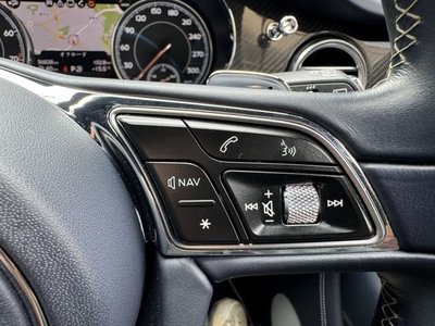 2019 Bentley BENTAYGA thumbnail 33