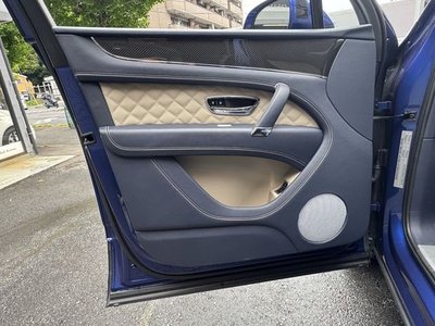 2019 Bentley BENTAYGA thumbnail 45
