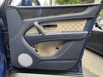 2019 Bentley BENTAYGA thumbnail 42