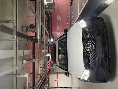 2026 Mercedes-BENZ GLE photo 2