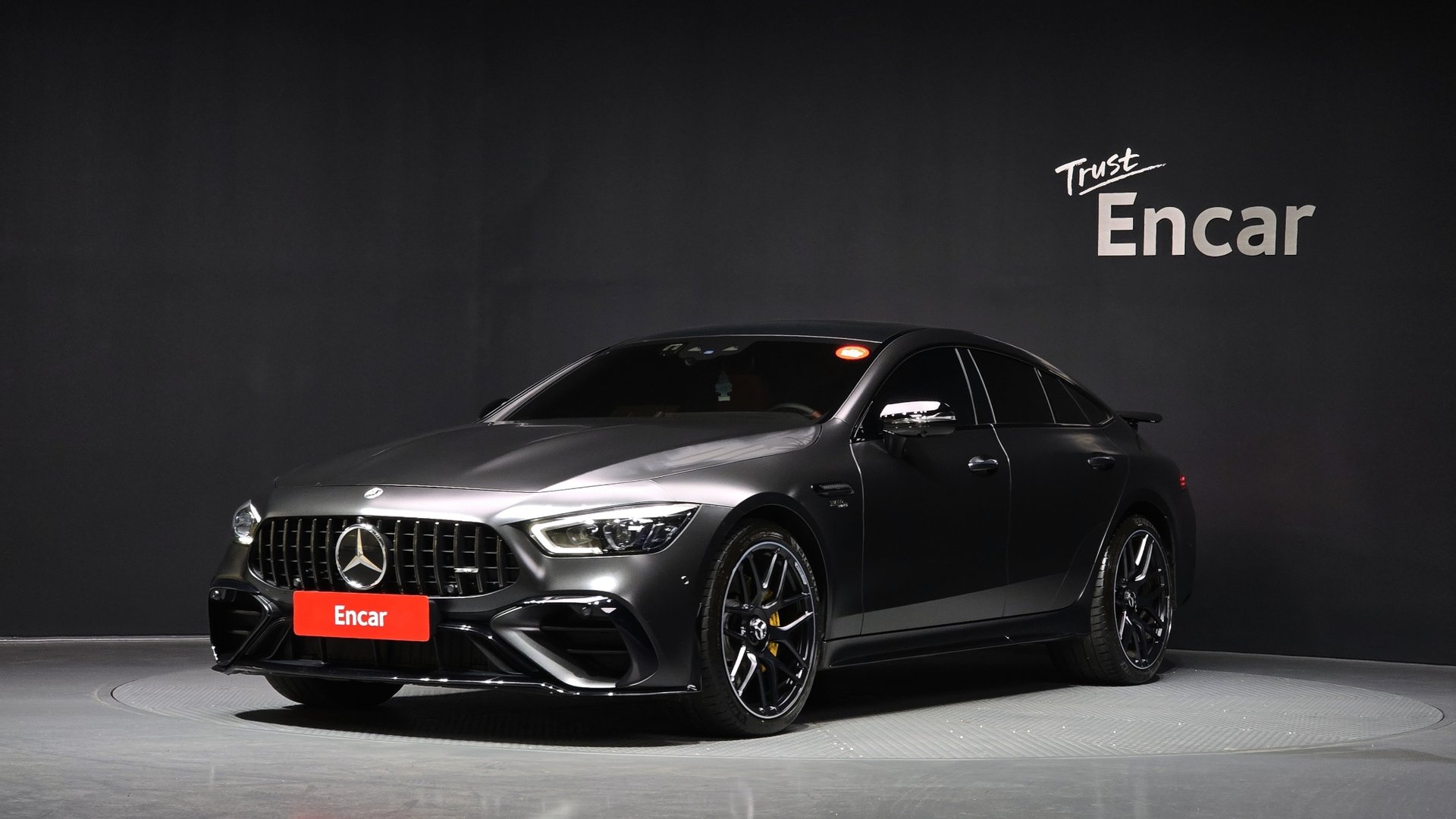 MERCEDES-BENZ GT AMG - View 1