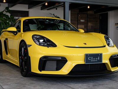 PORSCHE 718 CAYMAN