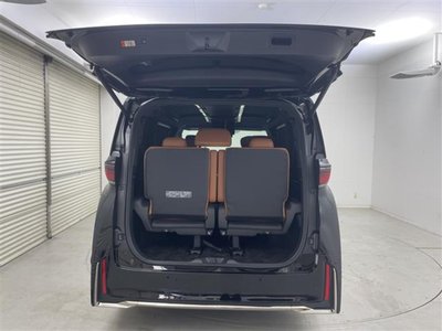 صورة مصغرة 30 لـ 2024 Toyota VELLFIRE