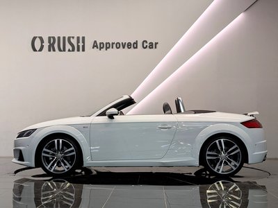 AUDI TT ROADSTER - 8