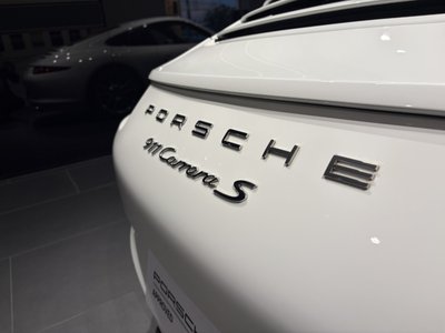 PORSCHE 911 - 6