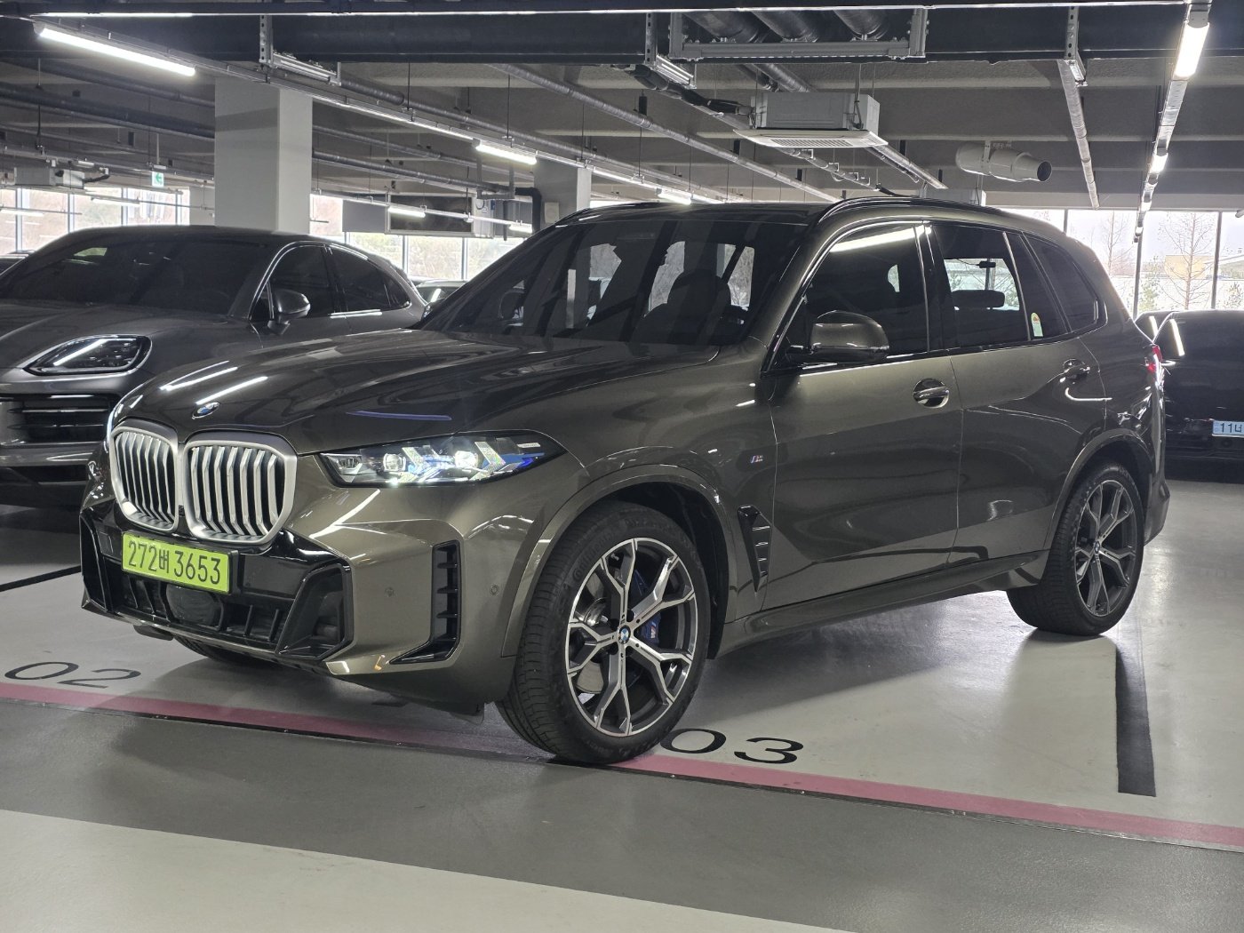 BMW X5 - View 1
