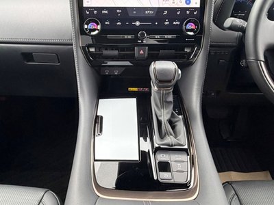 2026 Toyota ALPHARD — миниатюра 22