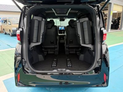 2026 Toyota ALPHARD — миниатюра 16