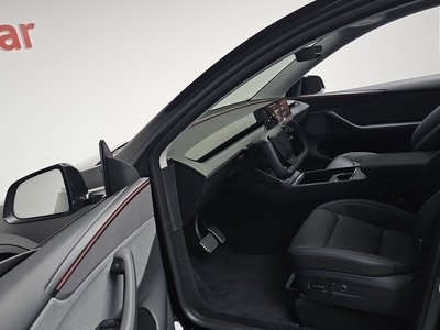 صورة مصغرة 13 لـ 2025 Tesla MODEL Y