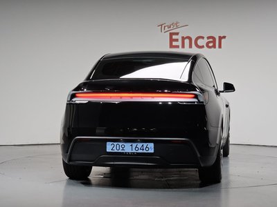 صورة 4 لـ 2025 Tesla MODEL Y
