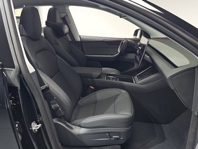 صورة مصغرة 16 لـ 2025 Tesla MODEL Y