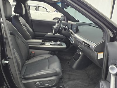 2022 Genesis GV60 — миниатюра 16