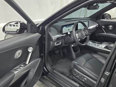 2022 Genesis GV60 — миниатюра 13