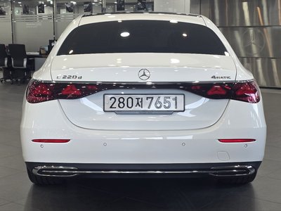 MERCEDES-BENZ E-CLASS - 4