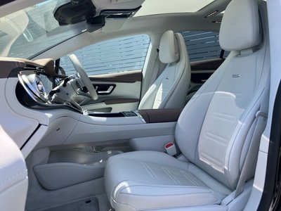 MERCEDES-BENZ EQS AMG - 10