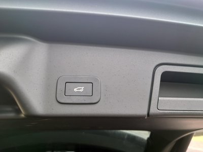 LAND ROVER RANGE ROVER EVOQUE 2023 thumbnail 40