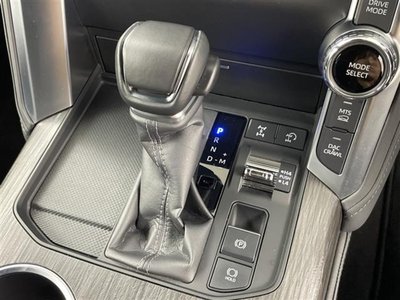 TOYOTA LAND CRUISER 300 - 5