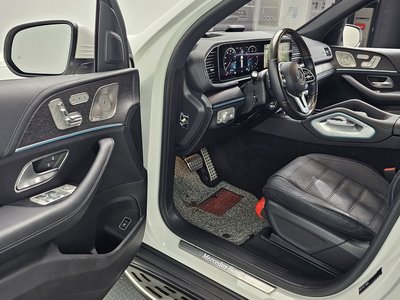 MERCEDES-BENZ GLS - 10