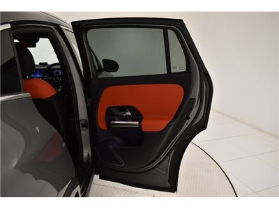 2025 Mercedes-BENZ GLA — миниатюра 14