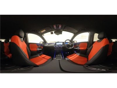 2025 Mercedes-BENZ GLA — миниатюра 29
