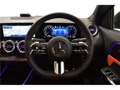 2025 Mercedes-BENZ GLA — миниатюра 11