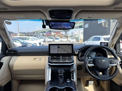 TOYOTA LAND CRUISER 300 - 5