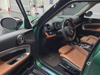 MINI COUNTRYMAN - 10