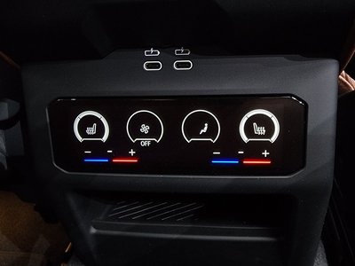 صورة مصغرة 37 لـ 2025 BMW 5 SERIES
