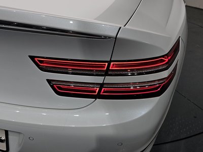 GENESIS G80 (RG3) - 10