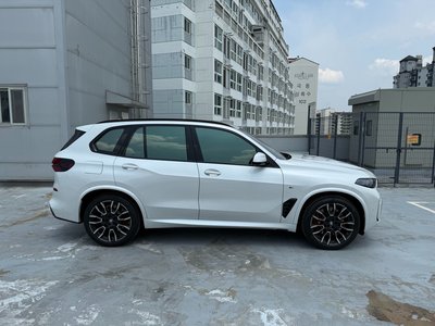 2025 BMW X5 — миниатюра 15