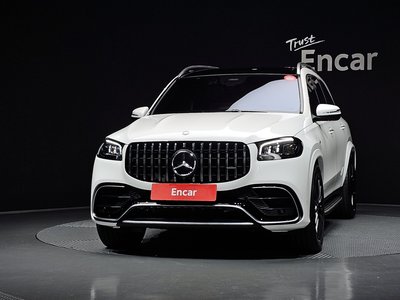 2026 Mercedes-BENZ GLS — фото 2