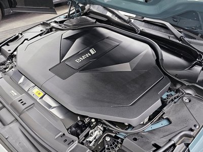 صورة 7 لـ 2024 BMW I5