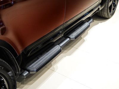 LAND ROVER DEFENDER - 7