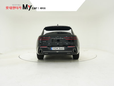 صورة 3 لـ 2022 Genesis GV70